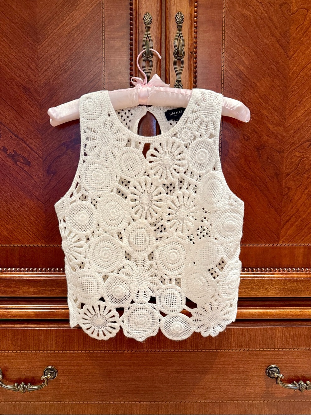 NWT! Naf Naf Floral Crochet Tank Top - Picture 3 of 9